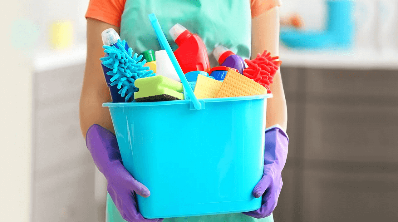 Hiring a Cleaning Service: Simplify Your Life and Save Time